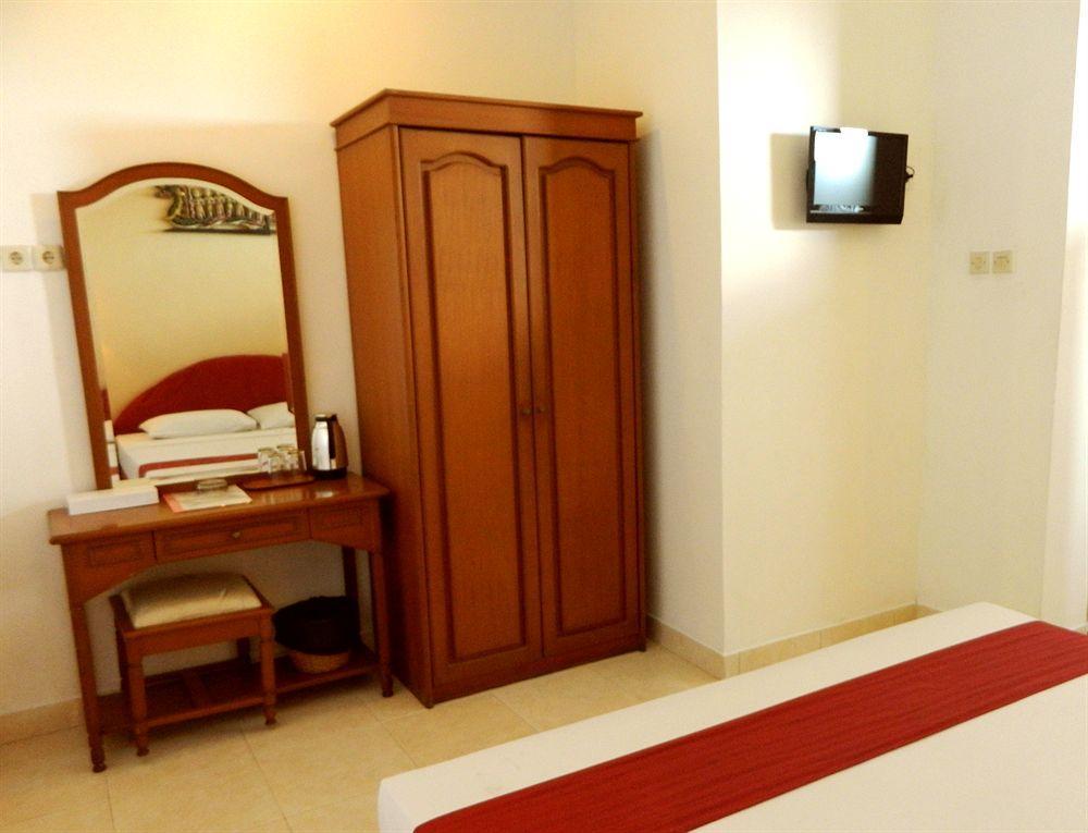Hotel Ratna 庫塔 外观 照片